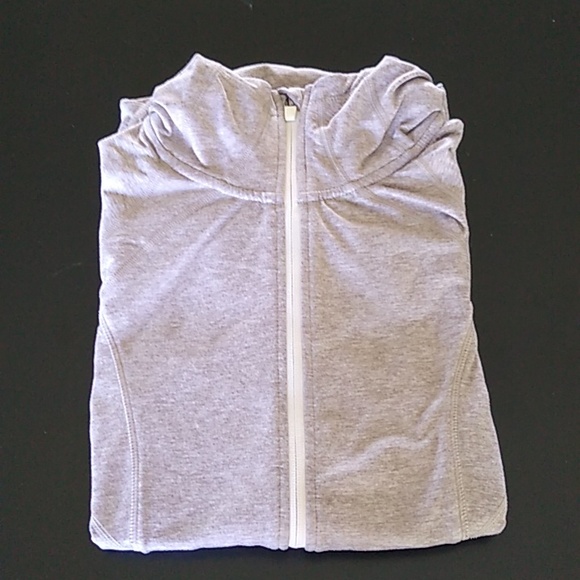 Eddie Bauer Women’s Size M Hoodie with collar and hood tan and cream - Picture 16 of 16